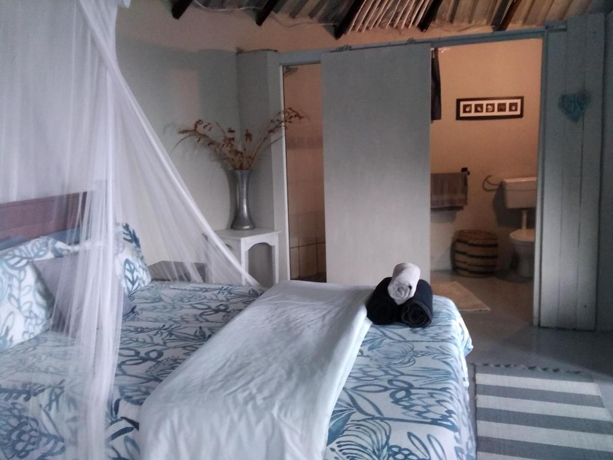 Wildview Self Catering Cottages Coffee Bay, Breakfast & Wi-Fi Inc Buitenkant foto
